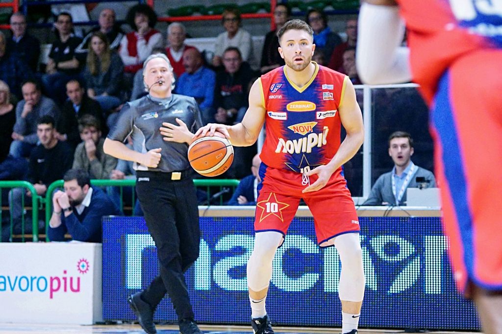 La Novipiù sbanca il PalaMoncada; i rossoblù vincono 81-88